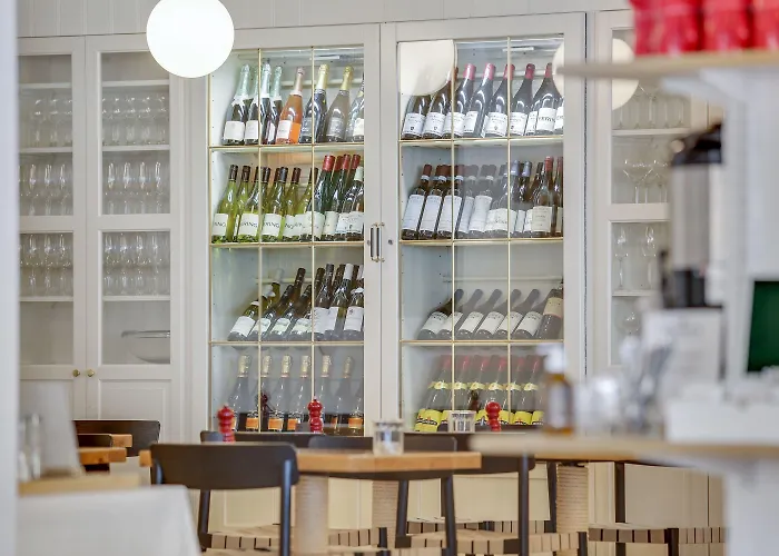 Ξενοδοχείο Harbour 4*