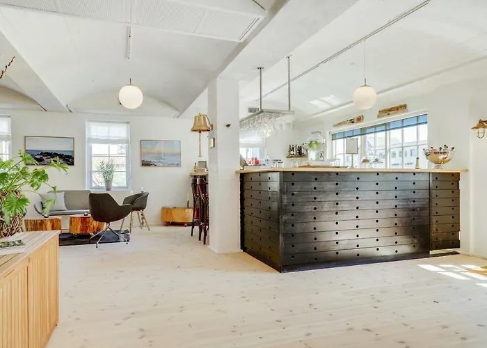 Harbour Ξενοδοχείο 4*